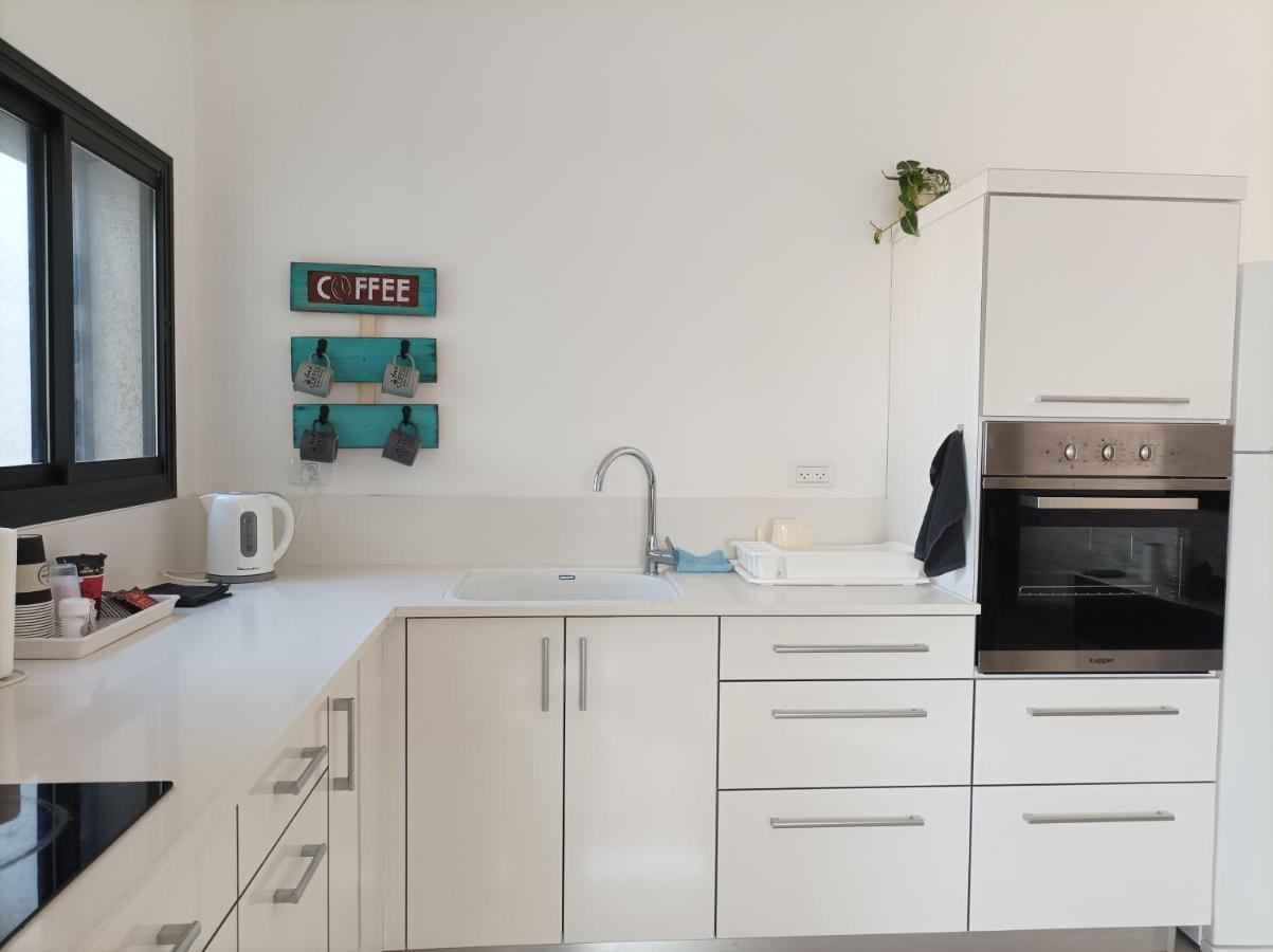 נוגה בגולן Apartment Katzrin Exterior photo