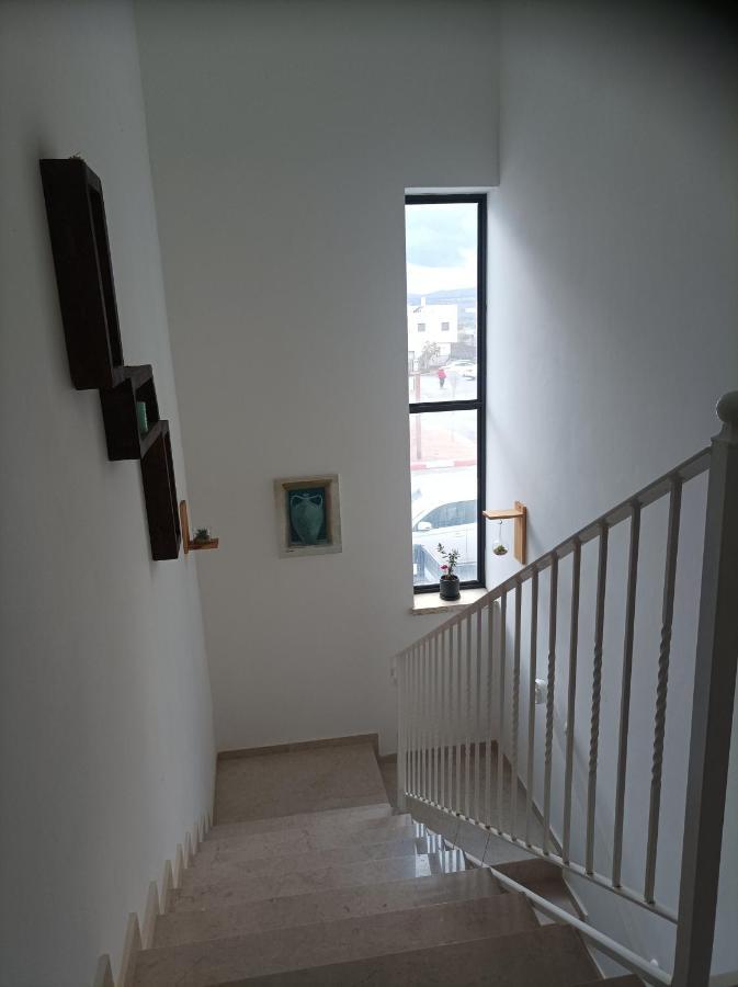 נוגה בגולן Apartment Katzrin Exterior photo